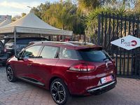 Usata Renault Clio GrandTour Zen 90 CV (66 kW) 2017 Rosso Station wagon