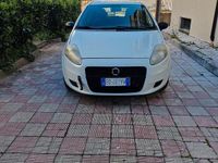 Usata Fiat Punto 75 CV (55 kW) 2010 Bianco Utilitaria