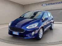 Usata Ford Fiesta Titanium 101 CV (74 kW) 2018 Blu metallizzato Utilitaria