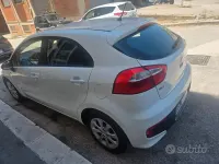 Usata Kia Rio 85 CV (62 kW) 2016 Bianco Utilitaria