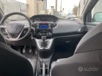 Usata Lancia Ypsilon Platinum 69 CV (50 kW) 2017 Nero Utilitaria