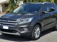 Usata Ford Kuga Titanium 150 CV (110 kW) 2019 Grigio SUV