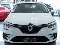 Usata Renault Mégane GrandTour 116 CV (85 kW) 2022 Bianco perlato mettallizzato Station wagon