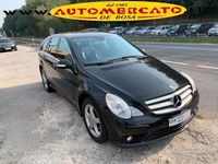 Usata Mercedes R320 Premium 224 CV (164 kW) 2008 Nero Monovolume