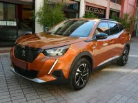 Usata Peugeot 2008 Allure 110 CV (80 kW) 2022 Arancione SUV