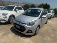 Usata Hyundai i10 67 CV (49 kW) 2015 Bianco Utilitaria