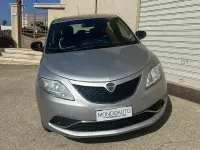 Usata Lancia Ypsilon 69 CV (50 kW) 2017 Grigio Utilitaria
