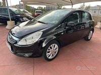 Usata Opel Corsa 74 CV (54 kW) 2010 Nero Utilitaria