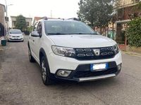 Usata Dacia Sandero Stepway 75 CV (55 kW) 2017 Bianco Utilitaria