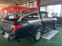 Usata Mitsubishi L200 136 CV (100 kW) 2011 Nero Pick-up