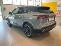 Usata Nissan Qashqai Tekna 140 CV (102 kW) 2024 Ceramic grey SUV