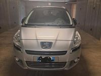 Usata Peugeot 5008 156 CV (114 kW) 2010 Grigio Monovolume
