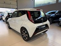 Usata Toyota Aygo 72 CV (52 kW) 2018 Bianco Utilitaria
