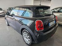 Usata Mini ONE 75 CV (55 kW) 2015 Nero Utilitaria
