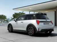 Nuova Mini John Cooper Works 231 CV (169 kW) 2025 Utilitaria