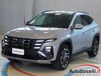 Usata Hyundai Tucson 215 CV (158 kW) 2025 Grigio metallizato SUV