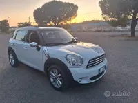 Usata Mini Countryman 111 CV (81 kW) 2011 Bianco SUV