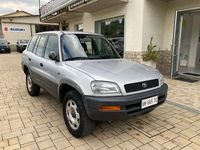 Usata Toyota RAV4 128 CV (94 kW) 1997 Grigio metallizzato SUV