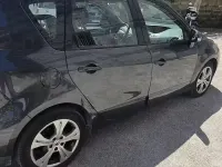 Usata Renault Scénic III XMOD 106 CV (77 kW) 2011 Nero Monovolume