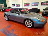 Usata Porsche Boxster 252 CV (185 kW) 2002 Grigio Cabrio