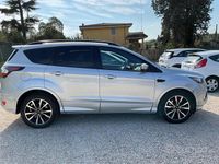Usata Ford Kuga ST-Line 120 CV (88 kW) 2017 Grigio SUV