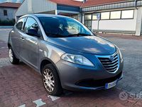 Usata Lancia Ypsilon Gold 86 CV (63 kW) 2013 Grigio Utilitaria