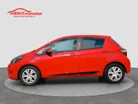 Usata Toyota Yaris Hybrid Active 73 CV (53 kW) 2019 Marrone Berlina