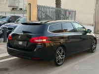 Usata Peugeot 308 GT-line 120 CV (88 kW) 2018 Nero Station wagon