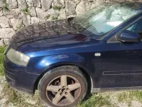 Usata Audi A3 Ambiente 105 CV (77 kW) 2004 Blu/azzurro Utilitaria