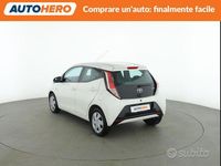 Usata Toyota Aygo X-play 69 CV (50 kW) 2016 Bianco Utilitaria
