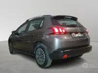 Usata Peugeot 2008 Style 83 CV (61 kW) 2019 Grigio SUV