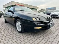 Usata Alfa Romeo Spider 150 CV (110 kW) 1997 Nero Cabrio