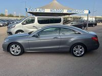 Usata Mercedes E250 Avantgarde 204 CV (150 kW) 2010 Grigio Coupé