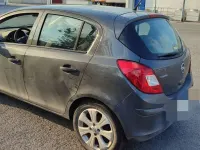 Usata Opel Corsa Cosmo 75 CV (55 kW) 2011 Utilitaria