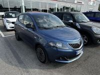 Usata Lancia Ypsilon Gold 69 CV (50 kW) 2023 Blu Utilitaria