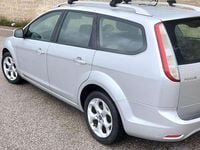 Usata Ford Focus Style 90 CV (66 kW) 2010 Argento Station wagon