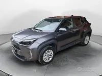 Usata Toyota Yaris Cross Active 116 CV (85 kW) 2022 Grigio SUV