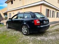 Usata Audi A4 130 CV (95 kW) 2001 Nero Station wagon