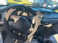 usata Hyundai Trajet 2.0 16V GL COMFORT