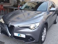 Usata Alfa Romeo Stelvio Executive 209 CV (153 kW) 2017 Grigio SUV