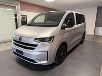 Usata VW Caravelle Life 150 CV (110 kW) 2025 Light grey metallizzato Furgone