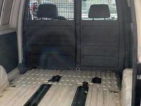 Usata VW Caddy 109 CV (80 kW) 2007 Bianco Monovolume