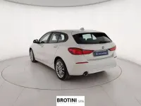 Usata BMW 116 Advantage 116 CV (85 kW) 2020 Bianco Utilitaria