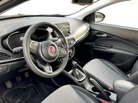 Usata Fiat Tipo Cross 101 CV (74 kW) 2022 Nero Berlina