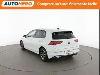 Usata VW Golf VIII Active 150 CV (110 kW) 2022 Bianco Berlina