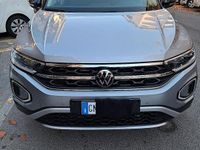 Usata VW T-Roc 150 CV (110 kW) 2023 Grigio SUV