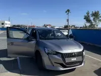 Usata Peugeot 208 110 CV (80 kW) 2022 Utilitaria