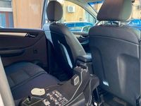 Usata Mercedes B200 140 CV (102 kW) 2008 Grigio Monovolume