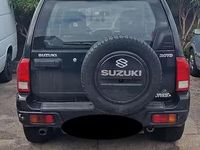 Second-hand Suzuki Grand Vitara 109 CP (80 kW) 2005 Negru SUV