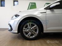 Usata VW Polo R-line 116 CV (85 kW) 2024 Argento Berlina